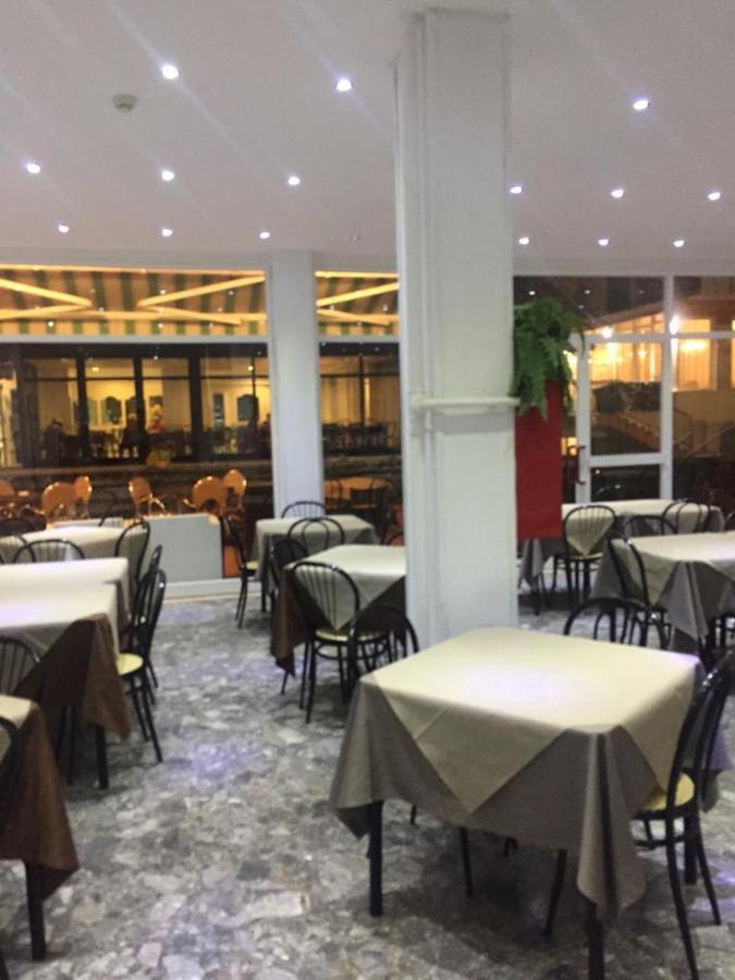 Hotel Piccari Nuova Gestione Rimini Ngoại thất bức ảnh