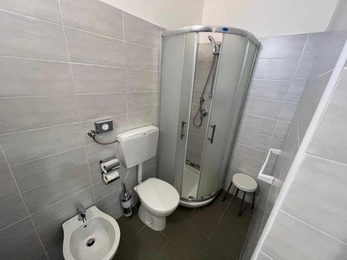 Hotel Piccari Nuova Gestione Rimini Ngoại thất bức ảnh
