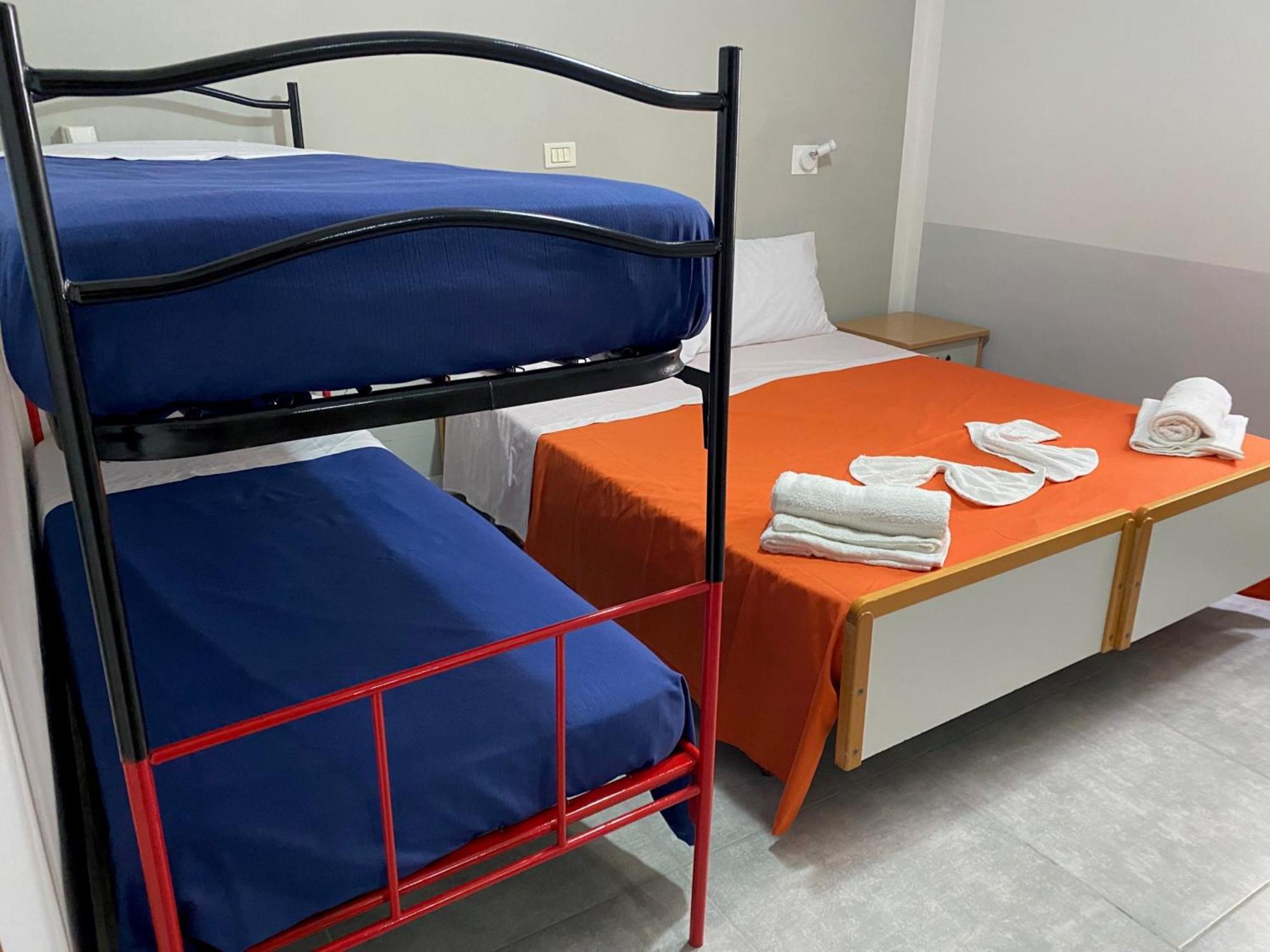 Hotel Piccari Nuova Gestione Rimini Ngoại thất bức ảnh