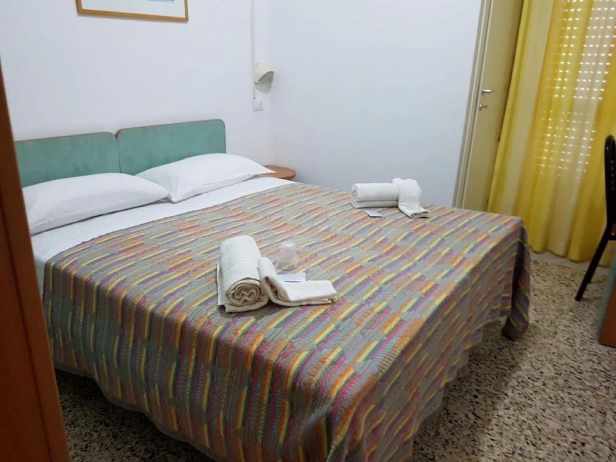 Hotel Piccari Nuova Gestione Rimini Ngoại thất bức ảnh