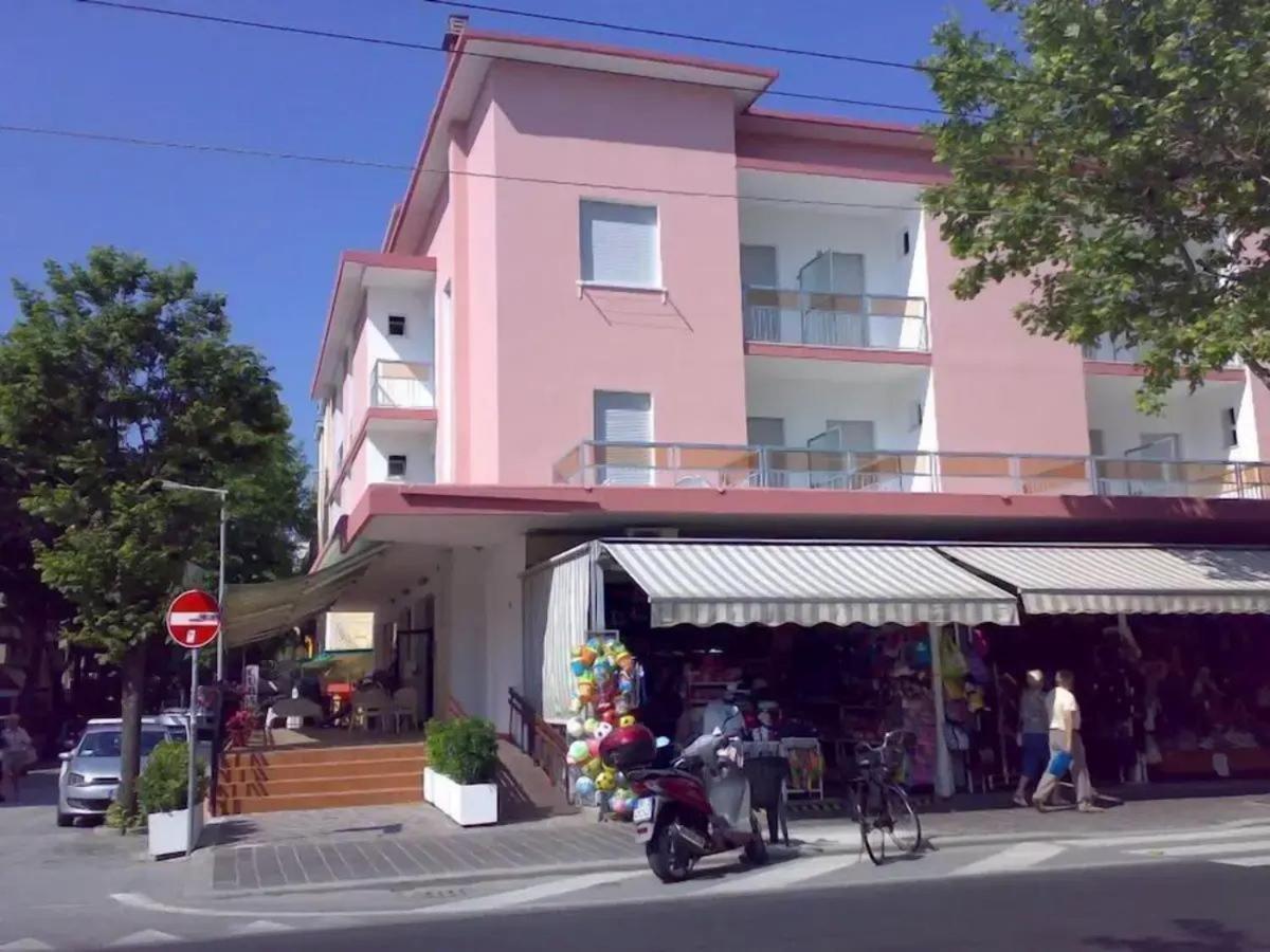Hotel Piccari Nuova Gestione Rimini Ngoại thất bức ảnh