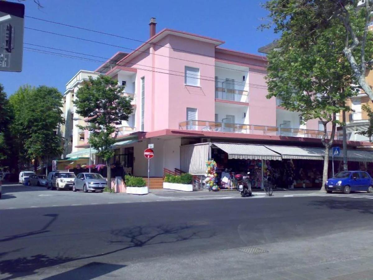 Hotel Piccari Nuova Gestione Rimini Ngoại thất bức ảnh
